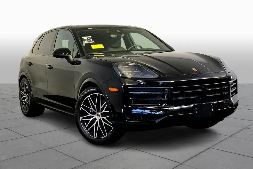 2025 PORSCHE CAYENNE Turbo 1